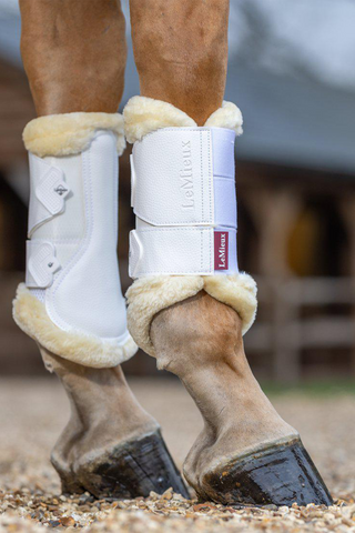 LeMieux Fleece Mesh Damasker