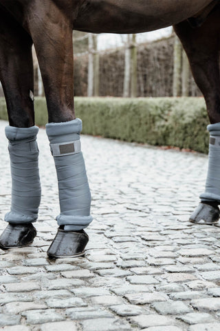 Odporny na zabrudzenia bandaż stajenny szary